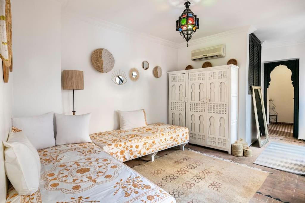 Riad Basidi Piscine Chauffee Sur Le Toit De La Medina Marrakesh Extérieur photo
