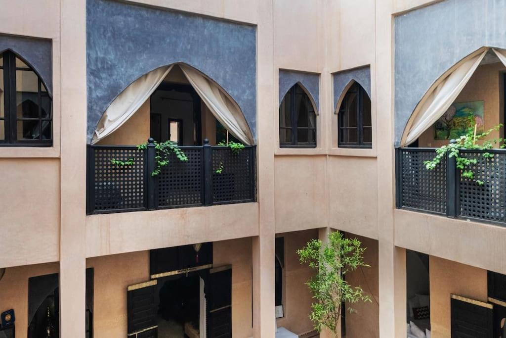 Riad Basidi Piscine Chauffee Sur Le Toit De La Medina Marrakesh Extérieur photo