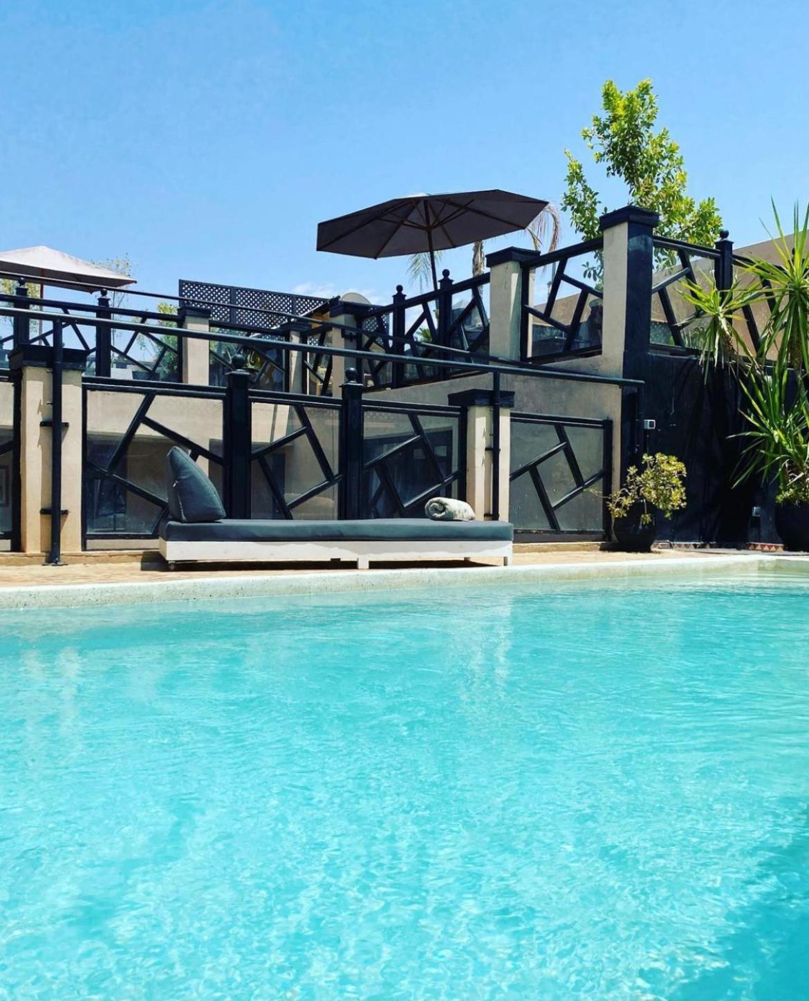Riad Basidi Piscine Chauffee Sur Le Toit De La Medina Marrakesh Extérieur photo