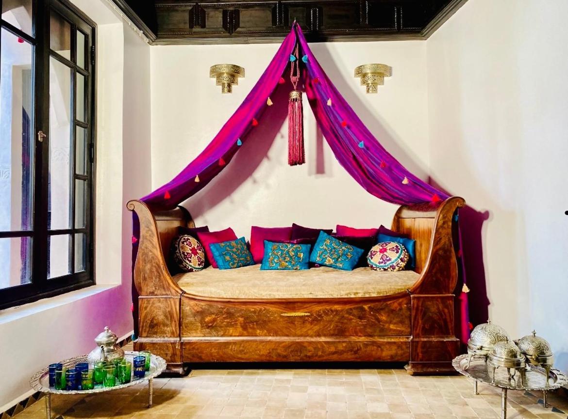 Riad Basidi Piscine Chauffee Sur Le Toit De La Medina Marrakesh Extérieur photo