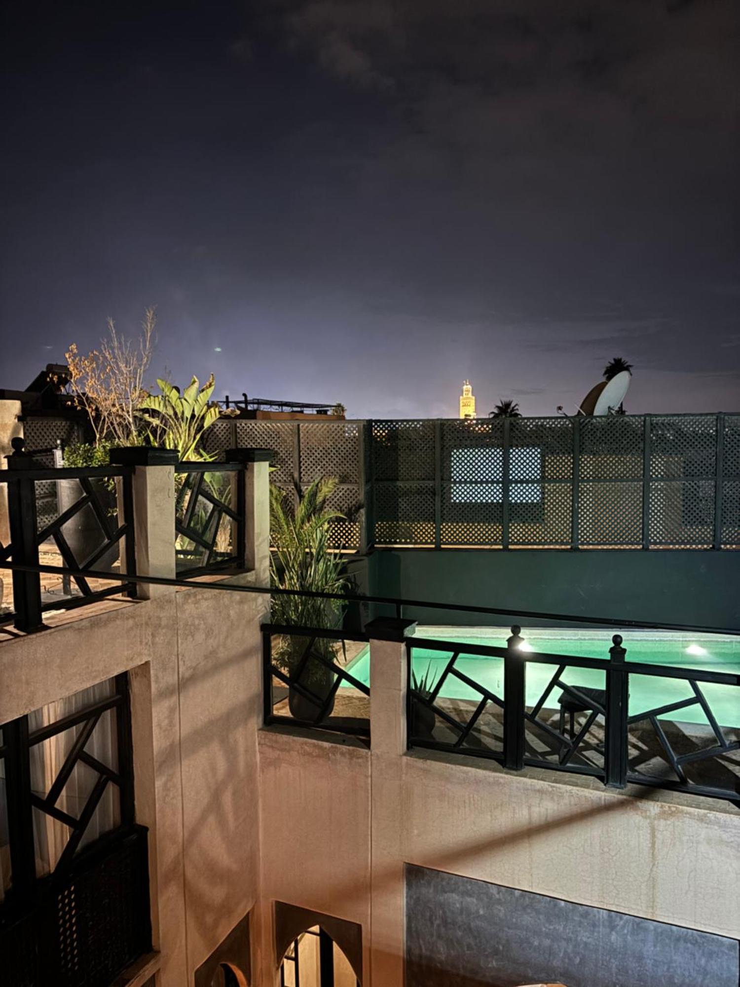 Riad Basidi Piscine Chauffee Sur Le Toit De La Medina Marrakesh Extérieur photo